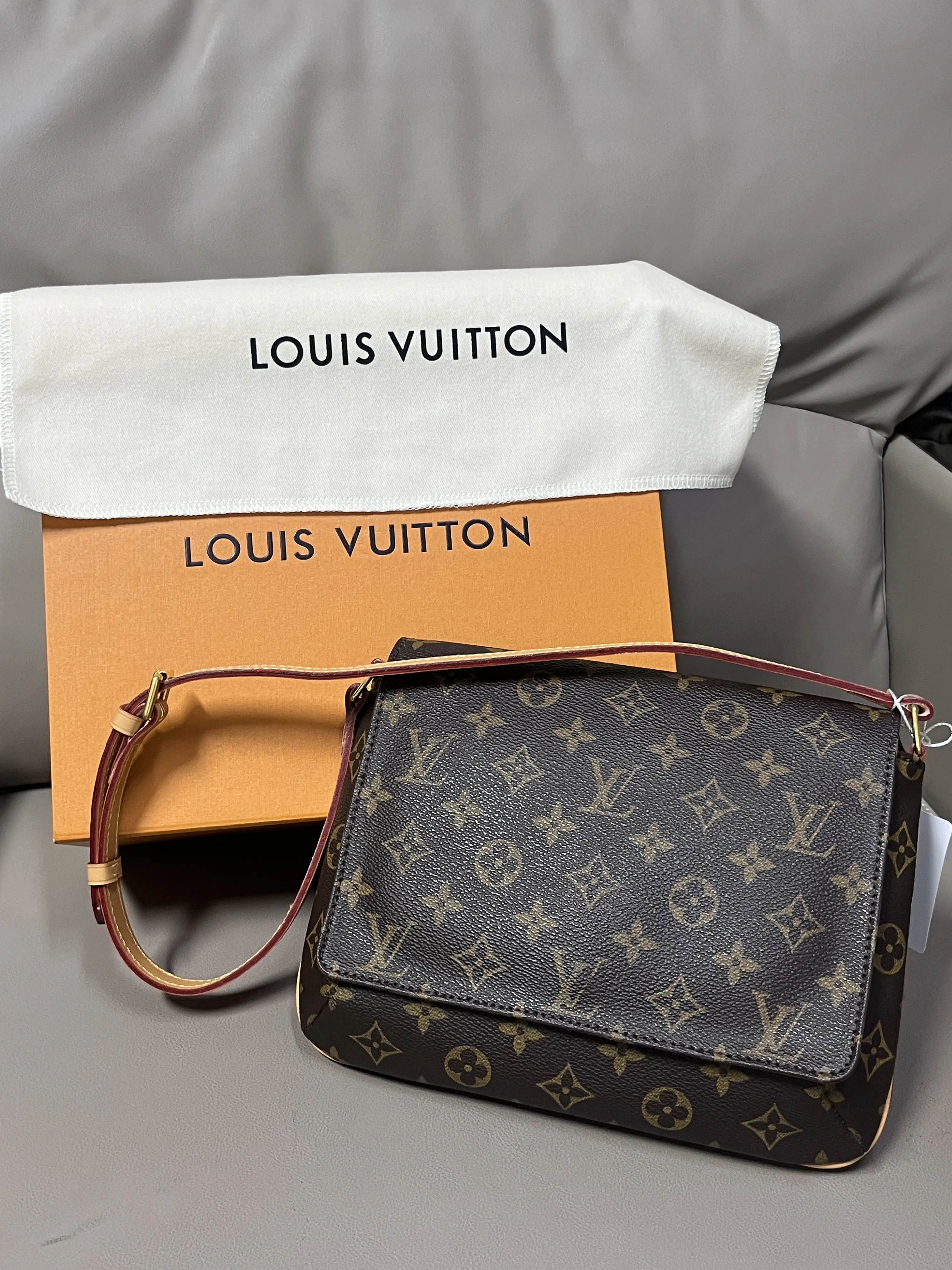 Pre-owned france Clutches & Wristlets LV Monogram Tango bag