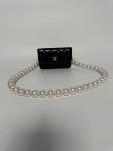 Pre-owned CHANEL Patent leather Belt Bags Mini Quilted Pearl Bag P002CC