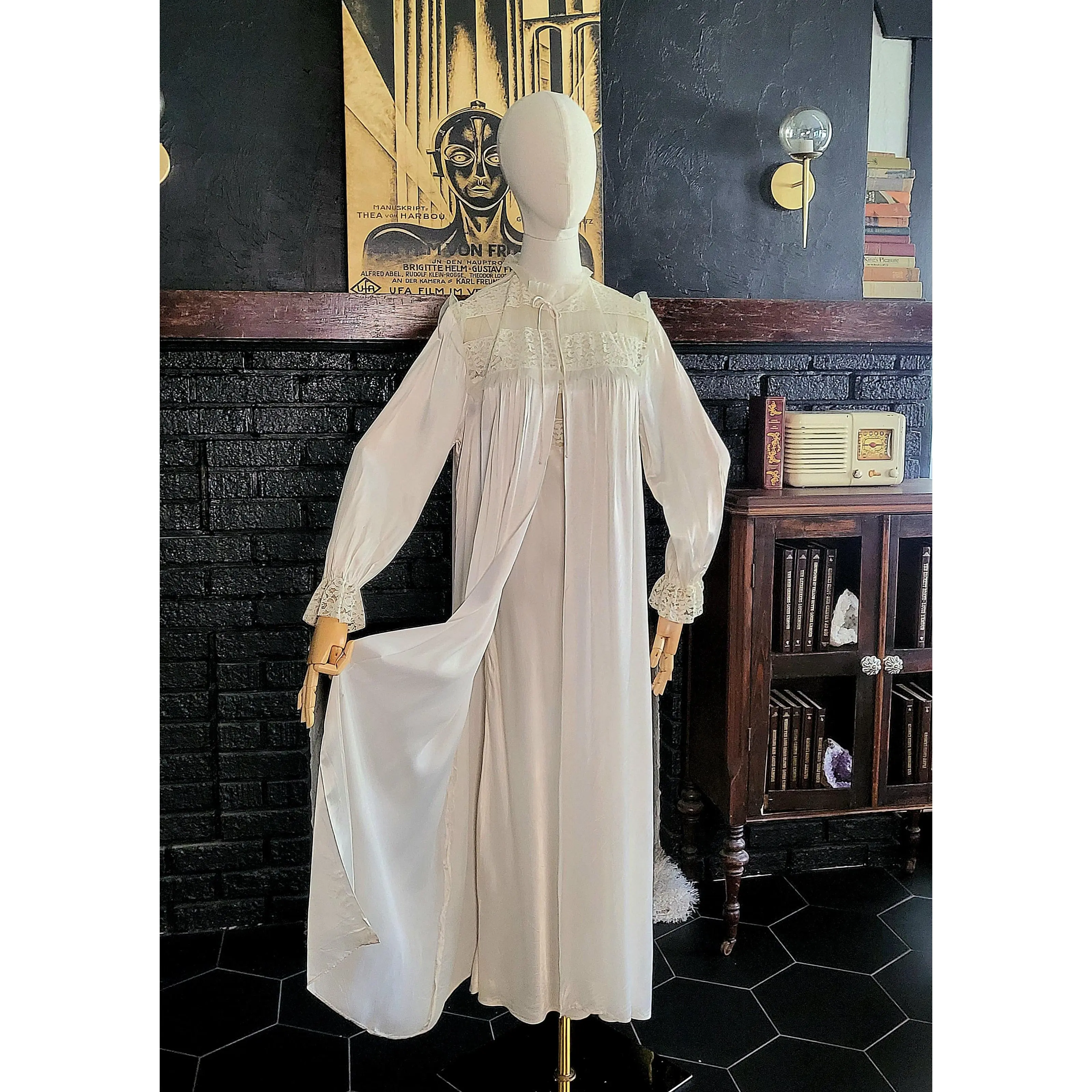 STYLE 6001 - Vintage 1950's Tula Ivory Bridal Peignoir Set