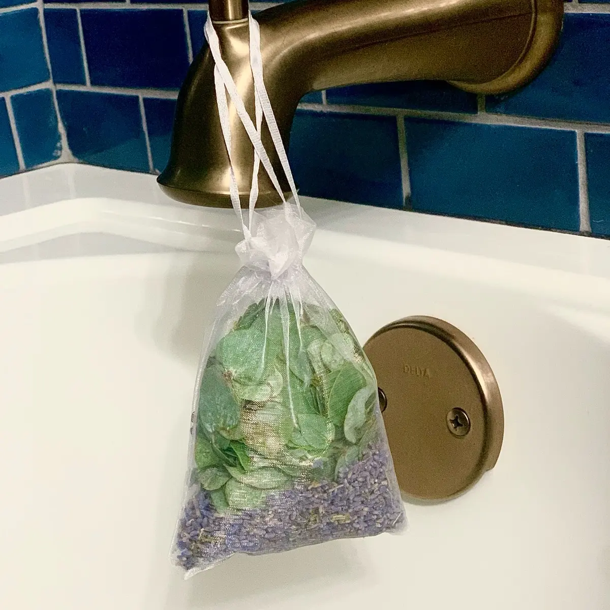 Eucalyptus Lavender Shower Scent Pouches - Real Eucalyptus Fresh Lavender Buds Aroma