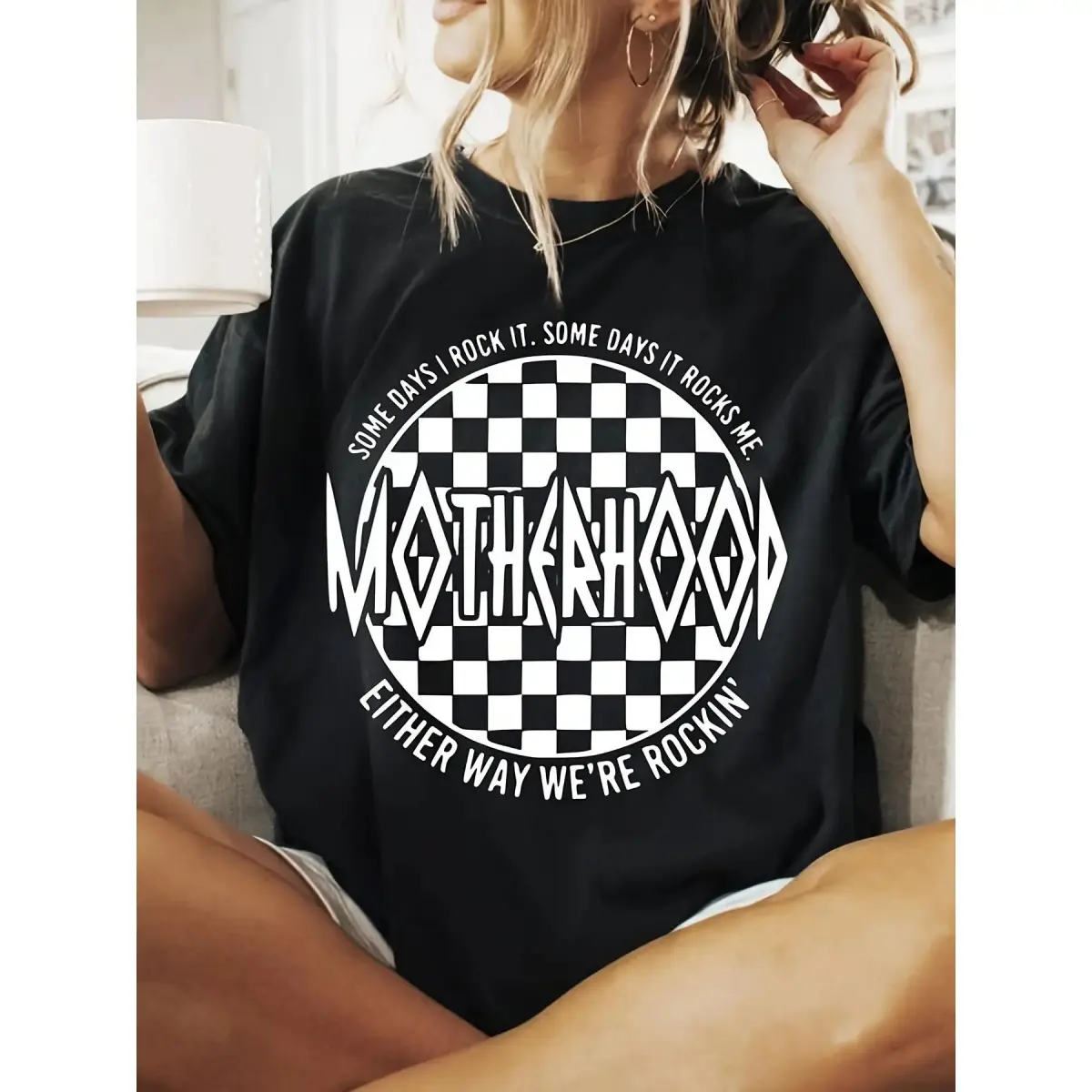 Oversized Graphic Tee Women'S Retro Oversized Black T-Shirt with Bold 'MOTHERHOOD' Checkered Graphic & "Some Days I Rock It Some Days It Rocks" Slogan - 220gsm Heavyweight Pure, Unisex Casual Tee for Casual Attire, All-Season Comfort, Fun,Muppet,Christmas
