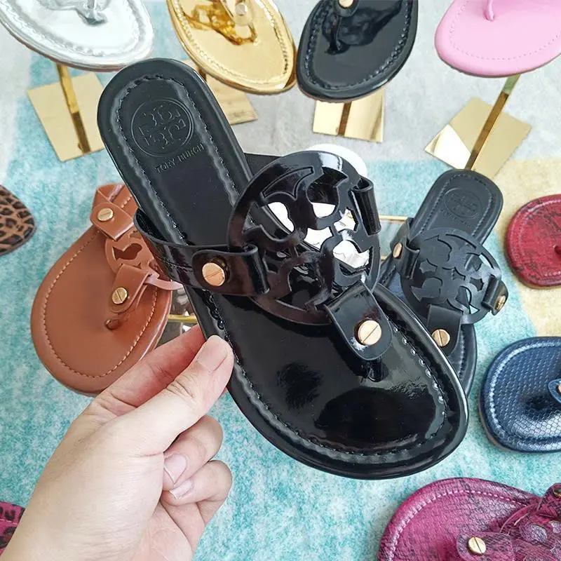 Women's Glossy Black Patent Leather Thong Sandals, Cutout Flat Slip-On Summer Flip Flops, Comfortable Casual Beach Slides