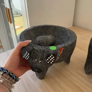 Pig Volcanic Rock Mortar and Pestle Set - Natural rock Molcajete Mexicano for Spices, Seasonings, and Pesto with Pestle and Mortar Bowl Kitchen Utensils