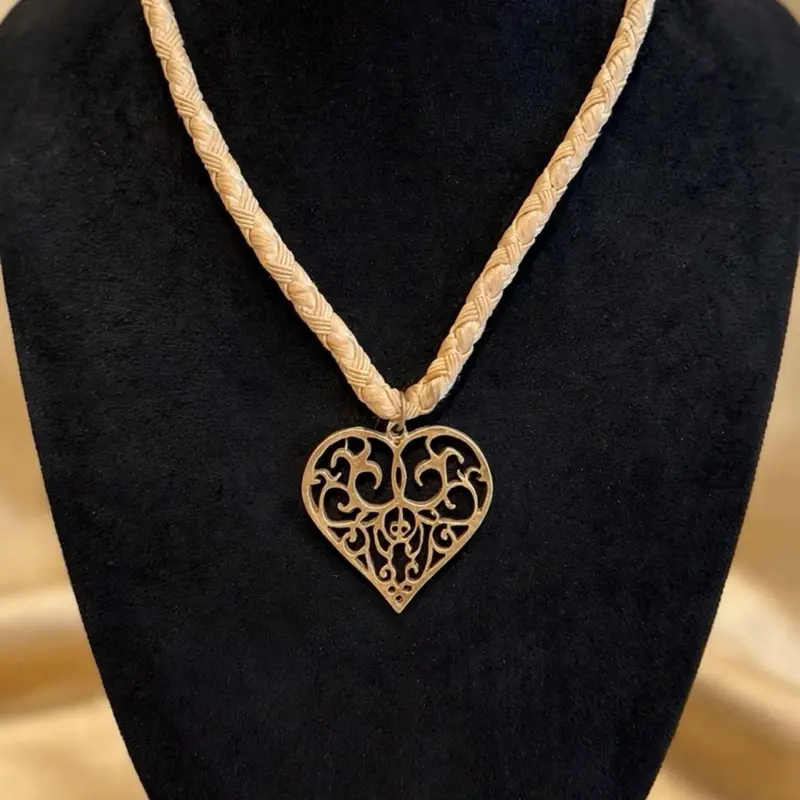 Macramé Heart Choker