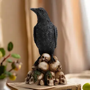 Mysterious Skull Crow Statue, Decorative Sculptures, Versatile Resin Decoration Interior Decoration Accessories Home Decor for Bookshelves, Living Rooms, Desktops and Entryways, Perfect for Halloween and Christmas