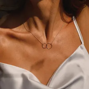 Sterling Silver Interlocking Circle Necklace | Eternity Pendant
