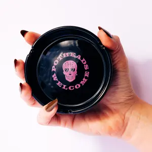 Potheads Welcome Ashtray - Lighter with Skull and Skull Design