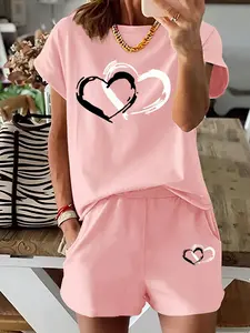 Two-Piece Set Women's Love Heart Print Short Sleeve Fitted Tee & Shorts, Casual Round Neck T-shirt & Shorts for Summer, Ladies Clothes for Daily Wear, Lightweight, Soft