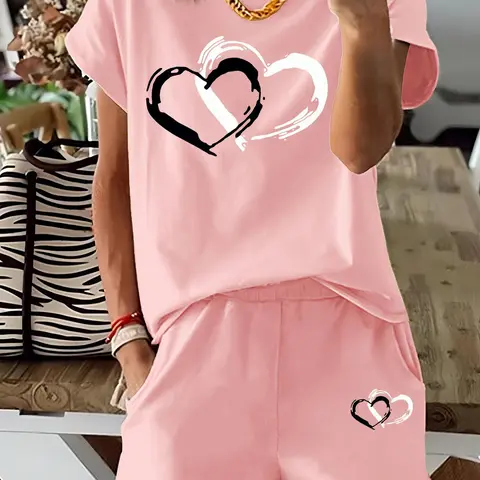 Two-Piece Set Women's Heart Print Lightweight Short Sleeve Tee & Shorts, Casual Round Neck T-shirt & Shorts for Summer, Ladies Clothes for Daily Wear Two Pieces Sets