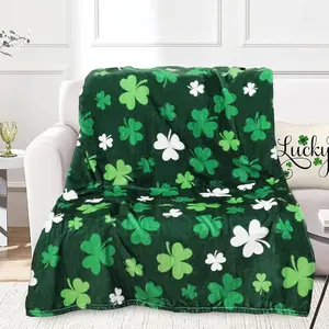 St. Patrick's Day Fuzzy Blanket Green White Shamrock Throw Blanket Irish Clover Decorative Soft Cozy Flannel Blankets for Home Bed Sofa Couch Chair