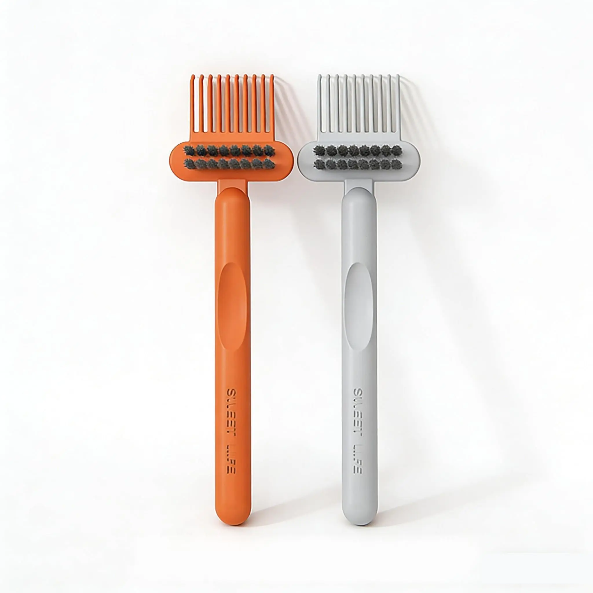 2-in-1 Comb Cleaner with Pick and Bristles, Hair Brush Cleaner Tool Rake for Home Salon Travel Use Effectively Clear Hair Dust Grease and Dirt