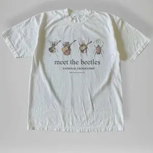 Vintage National Geographic MEET THE BEETLES T-Shirt