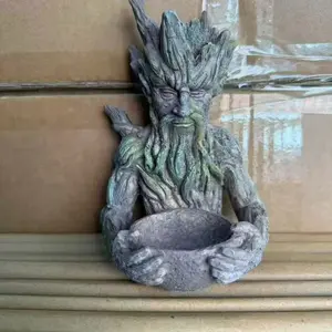 Unique Bigfoot Bird Feeder House for Wild Birds, Fun Forest Artificial Landscape, Attracts More Birds to Your Garden, Durable Outdoor Use