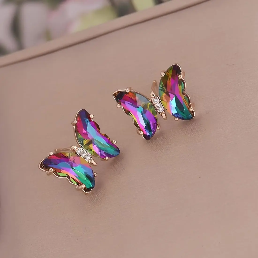 2pcs/12pcs Hot New Multi-coloured Gradient Butterfly Earrings Ladies Fashion Earrings Men Y2K Light Luxury Earrings Wedding Anniversary Girl's Birthday Gift Halloween Christmas Gift Back to School Valentine's Day