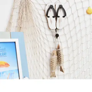 Beach Themed Flip Flop Wall Mounted Coat Hooks Towel Rack,Solid Fir Wood Sandal Slipper Shaped Hanging Ornament Nautical Wall Hook Hanger for Bathroom Bedroom Living Room Decor Decoration Decorative Gift Hangable