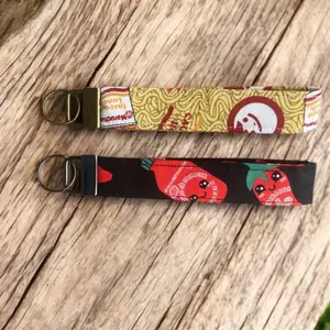 Food keychain /Maruchan noodles/Sriracha
