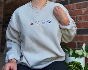 Fall embroidered cute ghosts crewneck sweater - Mama and mini matching sweaters - Mama and Me - Fall and Halloween inspired