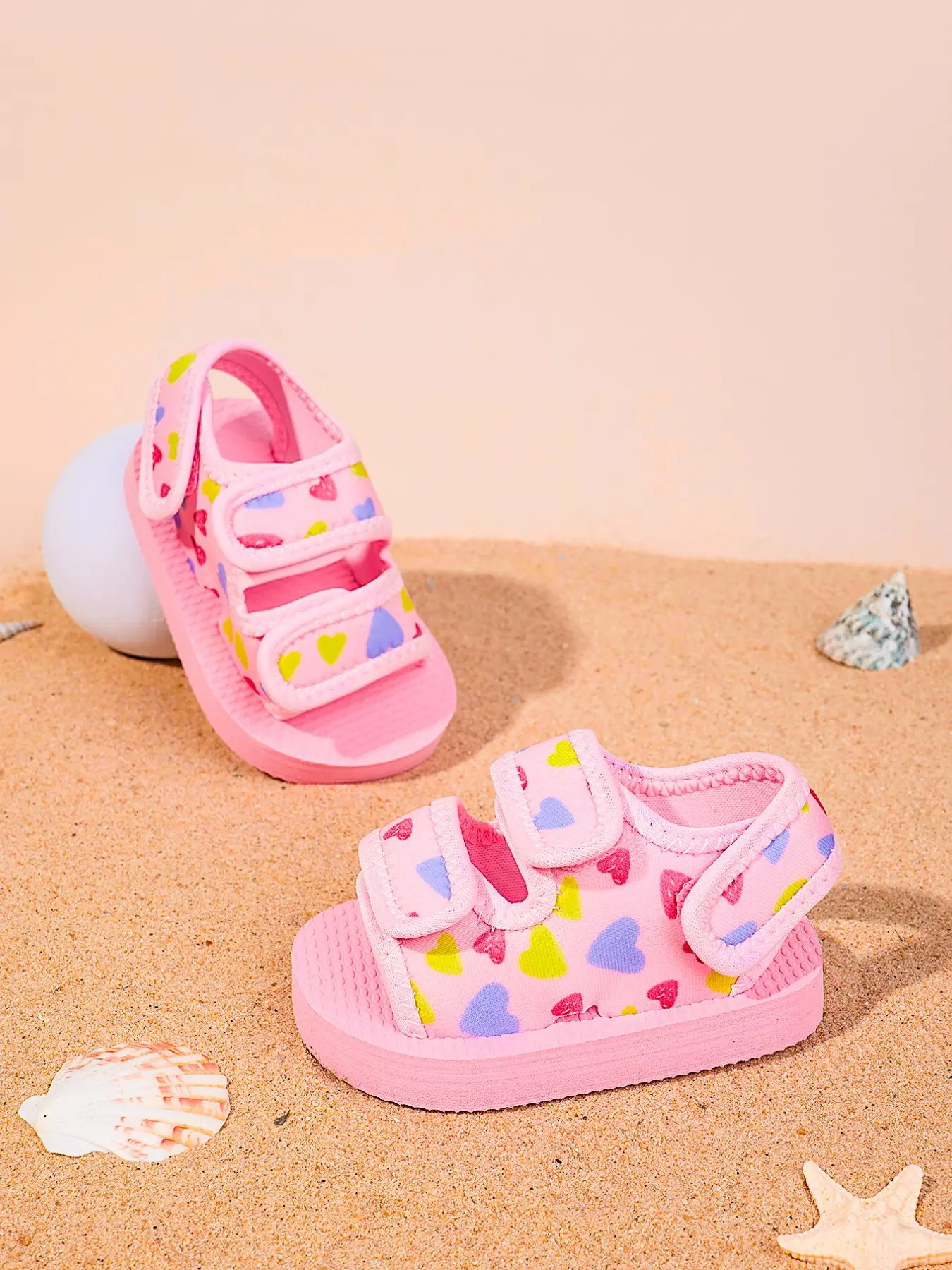 Girls' Spring Summer Little Girl Sandals, Heart Print, Cute & Versatile, Soft Comfortable Mesh Upper, Breathable Quick-Dry, Anti-Slip Sole, Non Slip Sandals, Adjustable Strap Sandals, Soft Soled Sandals