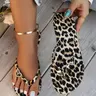 Women's Fashion Leopard Print Flip Flops, Leopard Print Sandals, Comfy Sandals, Casual Trendy Sandals, Casual Comfortable Footwear for Summer, Lightweight Breathable Shoes for Beach Vacation