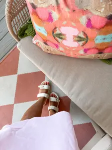 FINAL SALE!! The Roma Embossed Sandal in White