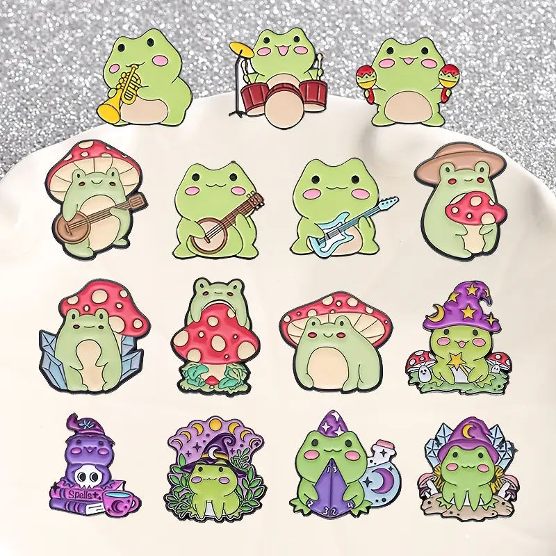 15PCS Cartoon Green Frog Brooches - Durable Alloy Buckle Pins, Compact Easy Clip-On Unisex Clothes Backpack Accessories, Engaging Christmas Gifts for Family & Friends (Boosts Engagement)