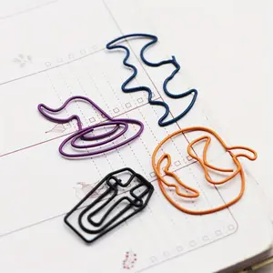 1set Halloween - Shaped Paper Clips Set, Creative Cartoon Bookmark Paper Clip, Characteristic Styling Paper Clip, Pantheon Element Paper Clip,Cute Novelty Halloween Paper Clips, Assorted Spooky Shapes Paperclips for Document Organizing, Gift - Giving.