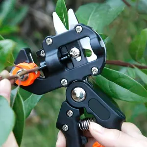Horticultural pruning shears for bonsai trees, art projects and crafting - Efficient hand tool with ergonomic black handle and orange accents, ideal for pruning and cutting, pruning shears for gardening