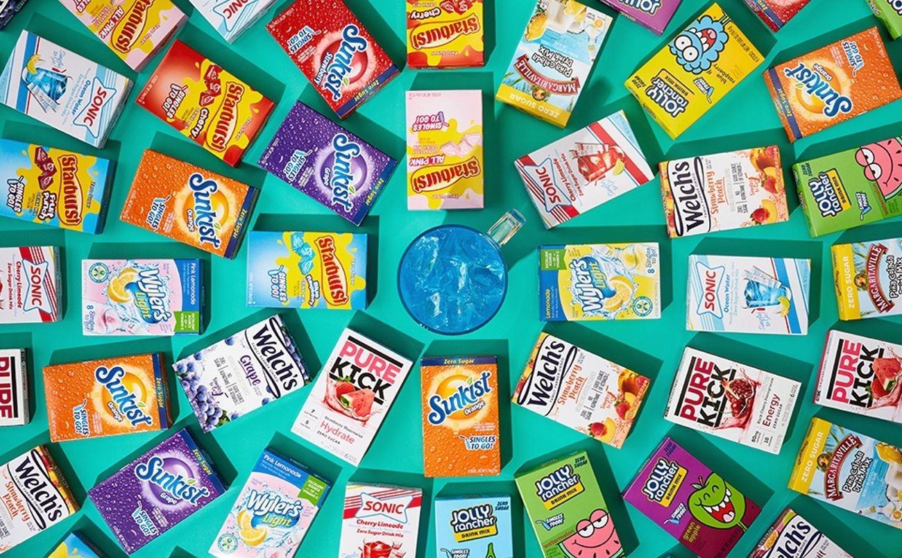 Jolly Rancher Singles To Go Variety Pack, Powdered Drink Mix, Zero Sugar, Low Calorie, Includes 4 Flavors: Green Apple, Blue Raspberry, Cherry, Watermelon, 1 Box (30 Single Servings)