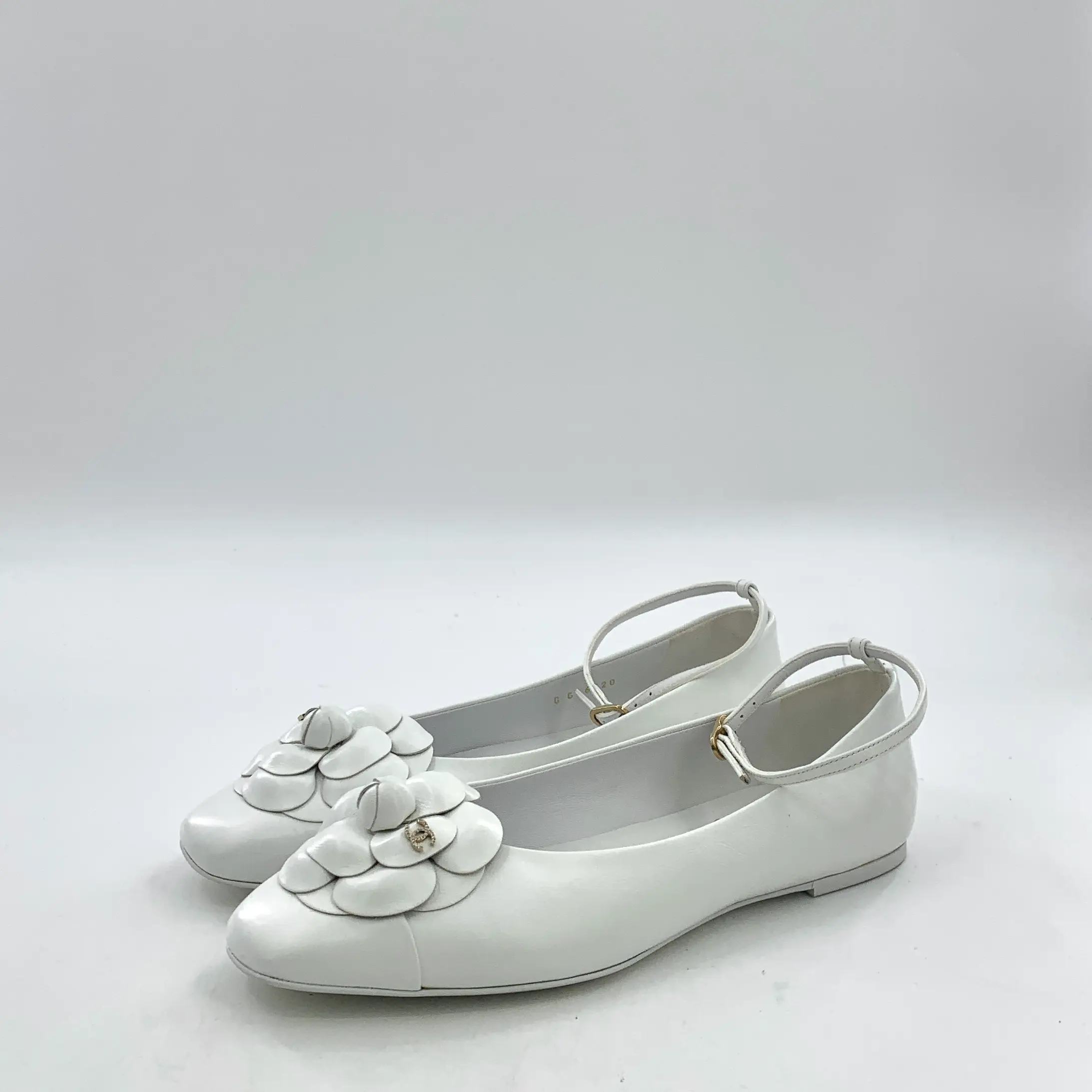 RDLT-Chanel white flat size 37.5-H35472