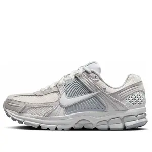 (WMNS) Nike Air Zoom Vomero 5 'Pure Platinum Platinum Tint Wolf Grey Summit White' HQ0458-001