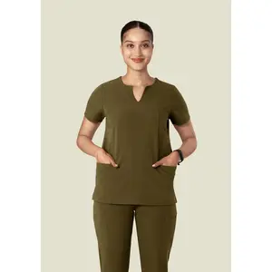 5 Pocket Notch Neck Top Manzanilla