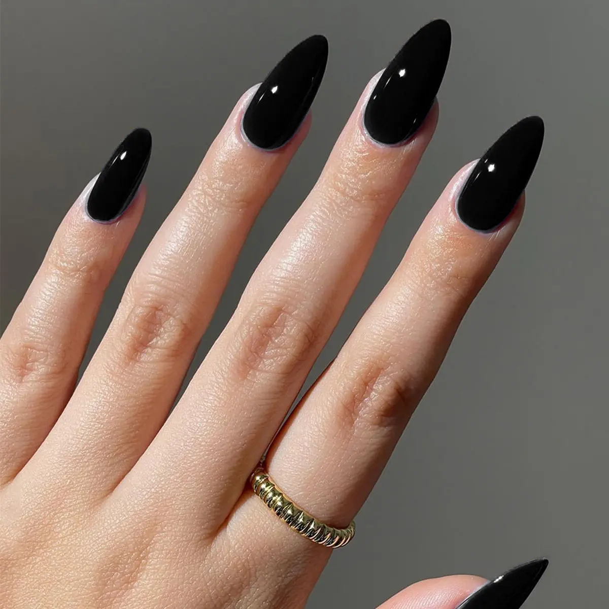 High-end long solid color press-on nails, almond-shaped glossy detachable nail pieces High-end long solid color press-on nails, almond-shaped glossy detachable nail pieces