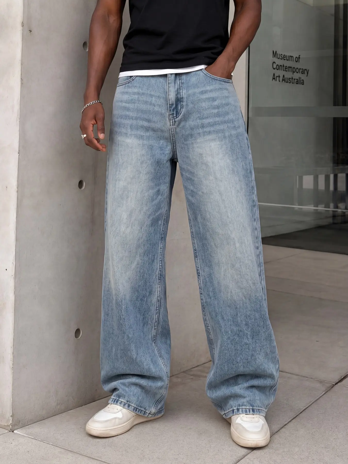 Men's loose Oversized Wide Leg straight leg jeans, vintage faded washed straight leg pants, Y2K American streetwear street daily wear denim pants, Versatile loose fit Baggy