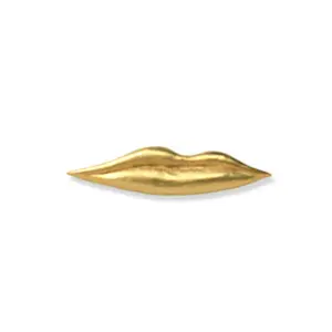 Man Ray Lip Lapel Pin - Elegant Design for Men - Ideal for Fashion and Personalization
