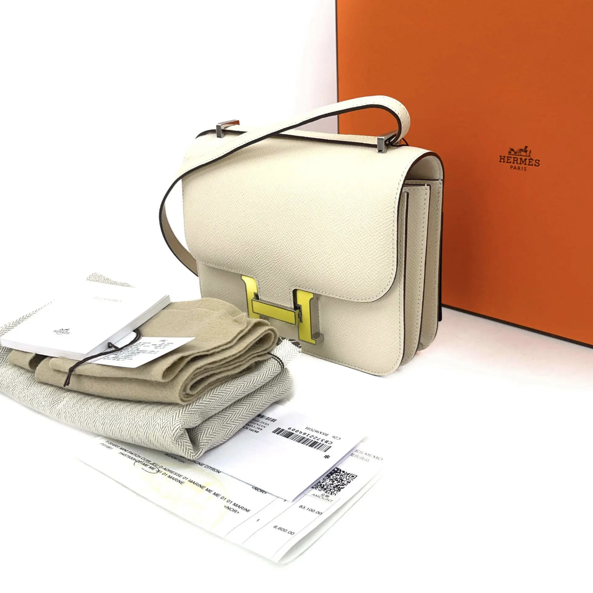 Pre-owned HERMÈS Leather Crossbody Bags Chevre Mysore Constance 18 Gris Perle JZ0038 Yongzhen