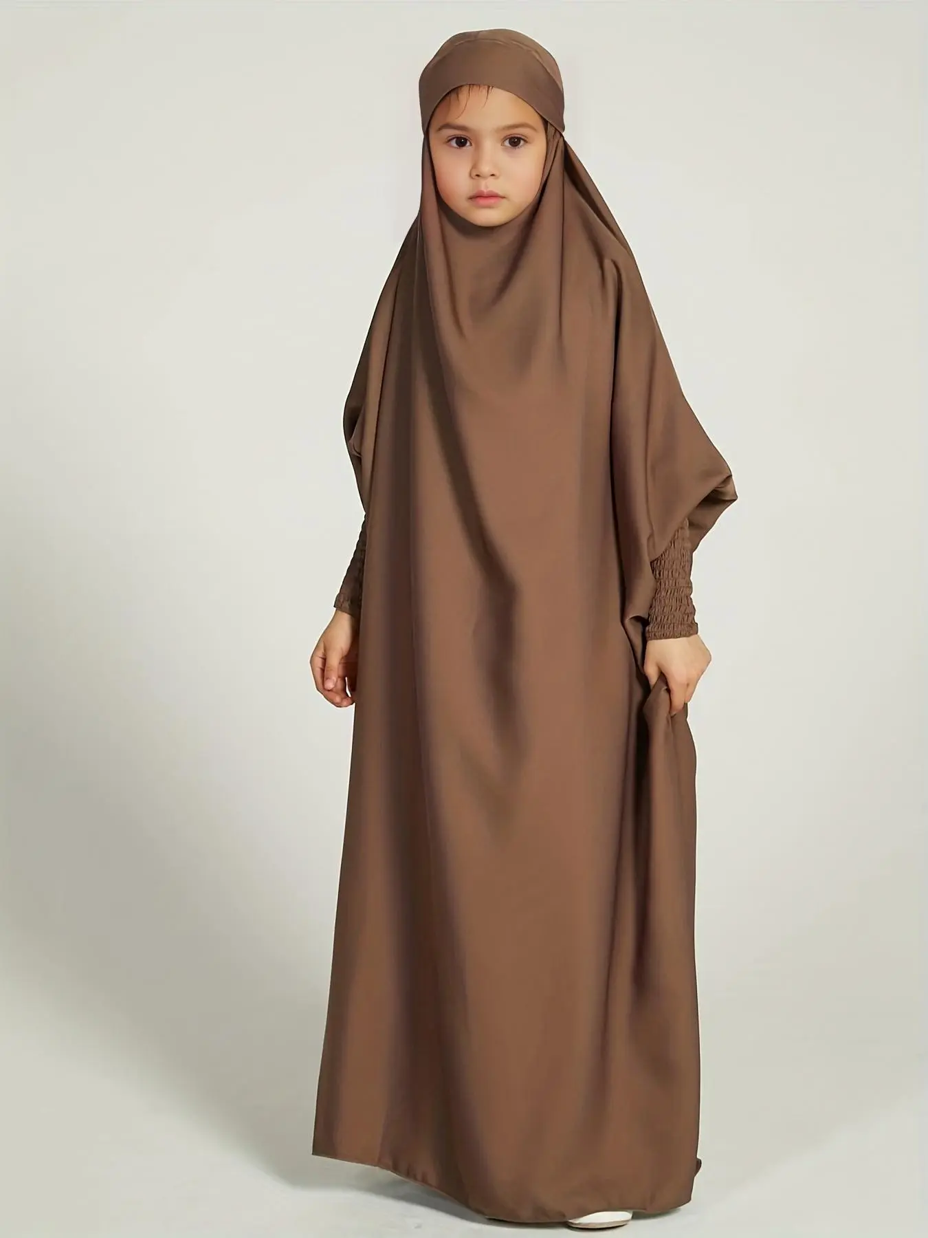 Muslim Girl's Solid Color Shirred Batwing Sleeve Hooded Abaya, Modest Long Sleeve Hooded Maxi Dress for Daily Wear, Kids Islamic Clothing for Spring & Fall, Modesty