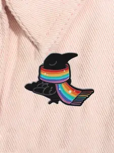 Cartoon Crow Rainbow Scarf Enamel Pin LGBTQ Pride Group Cartoon Bird AnimalAlloy Brooch Lapel Backpack Badge Fashion Jewelry Accessories Gift for Friends