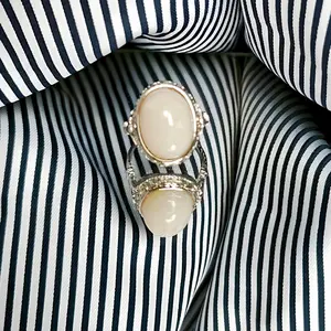 Aileen(12931)gc.WhiteGemstone