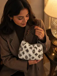 Cute Fuzzy Leopard Shoulder Bag for Women, Stylish Soft Faux Fur Purse with Vintage Wooden Handle, Lightweight Underarm Tote for Casual Daily Matching, Perfect Y2K Winter Fashion Accessory, Birthday Holiday Surprise for Her