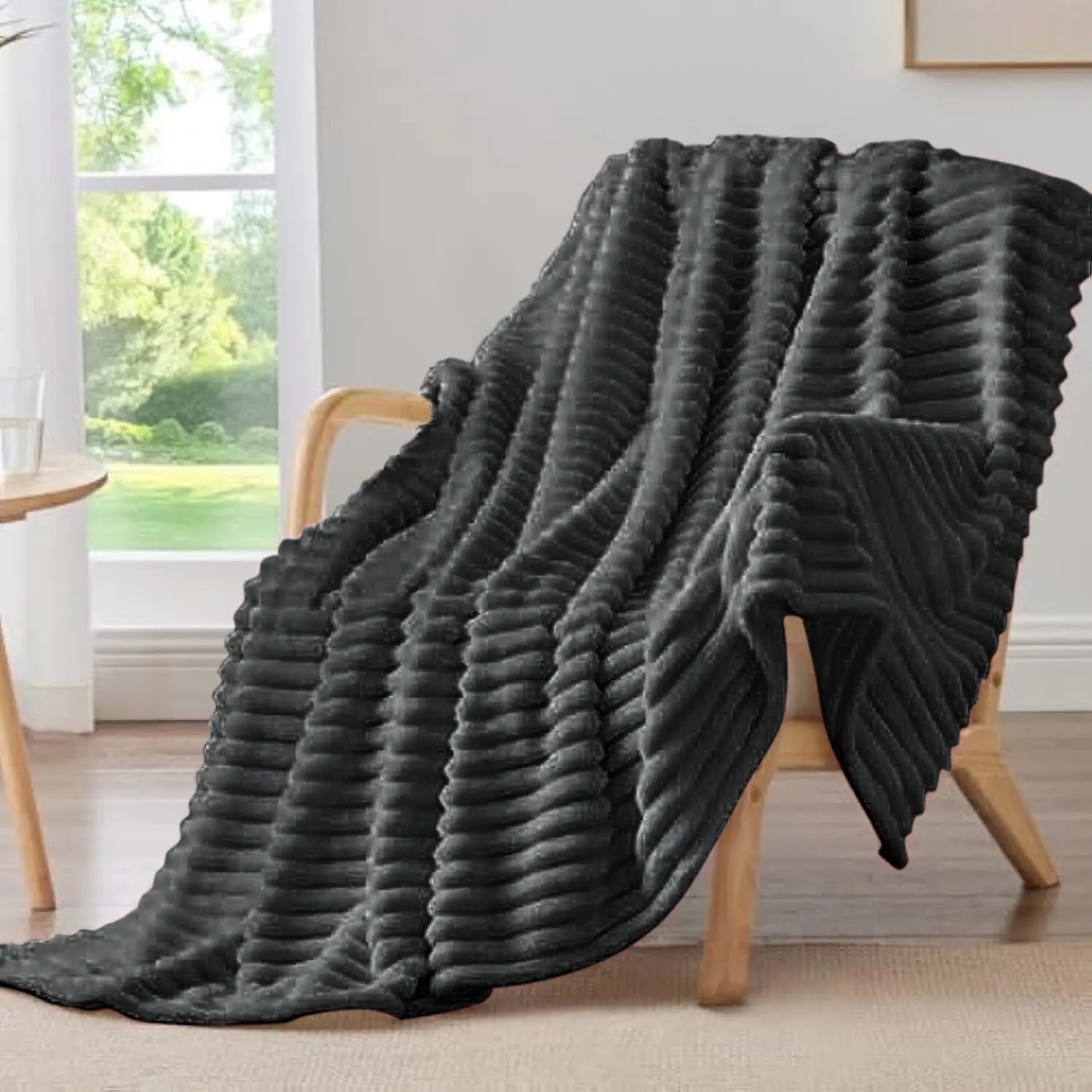 1PC Solid Color Soft Cozy Blanket, Ultra Soft & Skin-Friendly, All-Season Lightweight Soft Warm Throw for Bed, Couch, Sofa, Living Room, Office, Dorm, Travel & Camping, Easy to Carry (Multiple Sizes),Christmas Gifts For GF, Cozy Throw Blankets