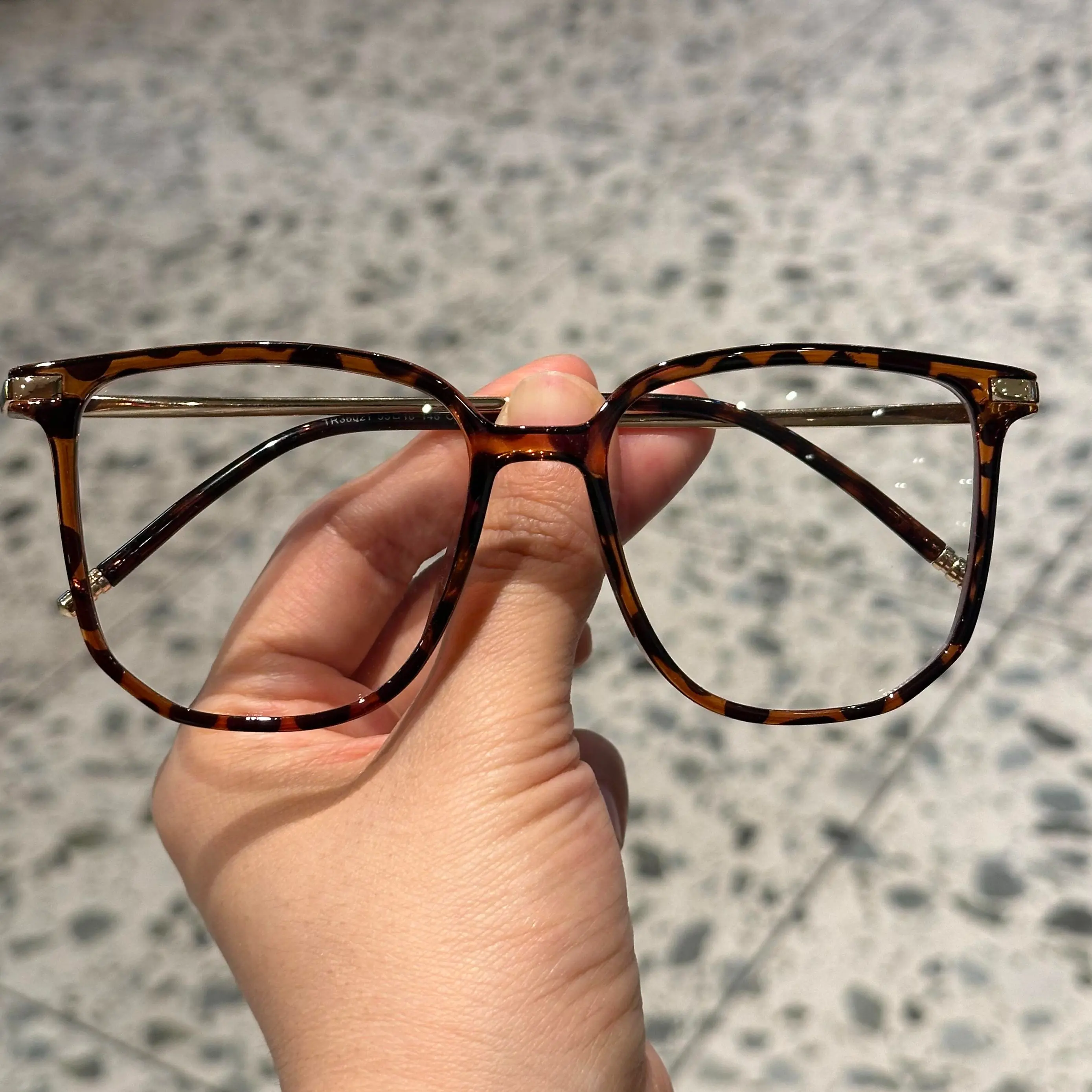 Women's Leopard Pattern Casual Stylish Square Frames Eyeglass - Blue Light Blocking, Trendy Statement Frame, Stylish Protective Polycarbonate Clear Lens Computer Eyewear for Work & Phone Use, Lightweight Daily Wear  for Women and men backtoschool