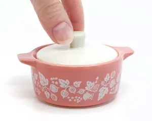 Pyrex-Inspired Gooseberry Casserole Ceramic Trinket Box