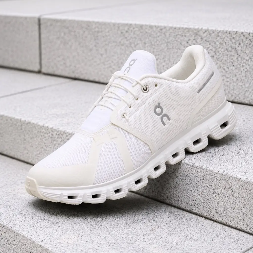 On Running Cloud 6 All White Men's Fashion Sneaker New On Running Cloud 6 All White Men's Fashion Sneaker New