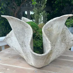 Willy Guhl Planter
