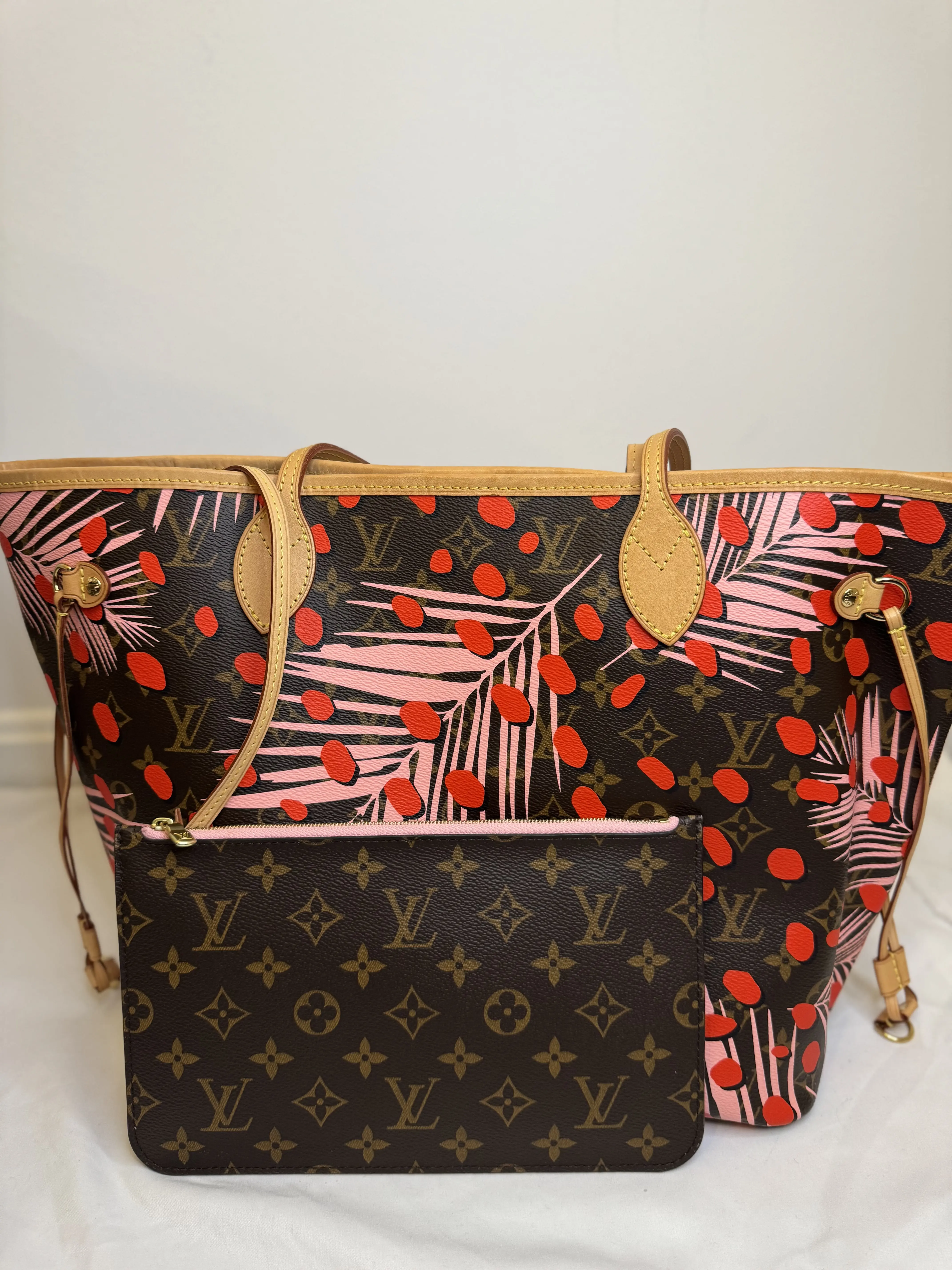 Pre-owned Louis Vuitton canvas Shoulder Bags Monogram Jungle Dots Neverfull MM – Limited Edition