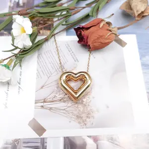 Pre-owned Louis Vuitton Gold Tone Heart Gold Necklace T10314822