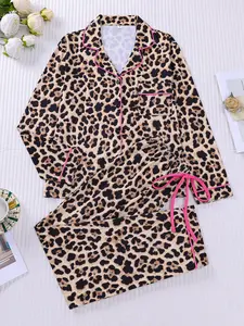 2-piece set with classic leopard print, Knitted, Collared, paired with pink long sleeved pants, comfortable, skin-friendly top, Small pocket, button closure, butterfly knot, adjustable waistband suitable for all seasons, casual home wear, pajama