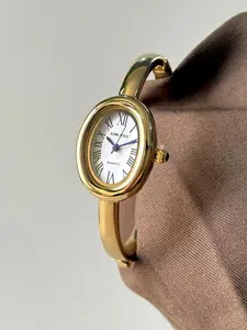 Women's Oval Quartz Watch, Bracelet Style, Elegant Fashion Accessory, Analog Dial, Mineral Glass, Alloy Case, All Seasons, Fashionable Analog Watch