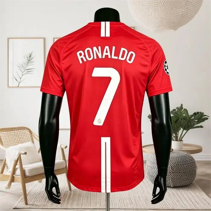 07-08 Home Retro red No.7 Ronaldo Short Sleeved Soccer Jersey