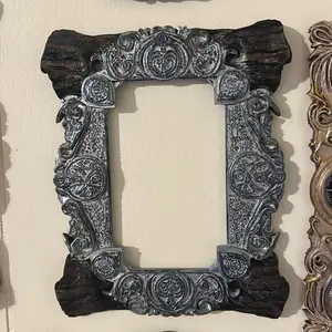 Rustic Woodgrain Baroque Frame with Silver Enhancement for Wall Art Decor